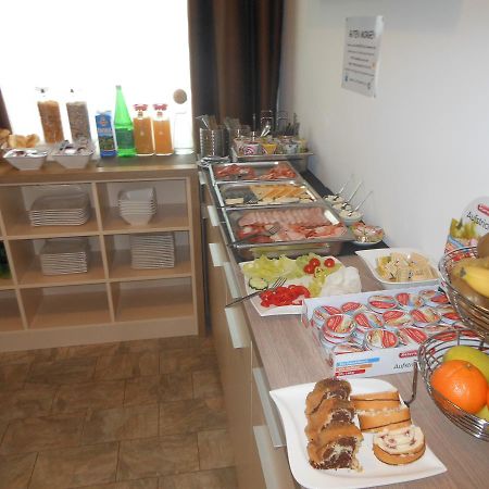 Hotel Garni Neudorfl Bagian luar foto