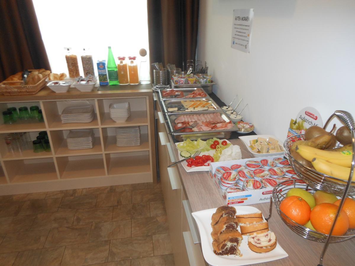 Hotel Garni Neudorfl Bagian luar foto